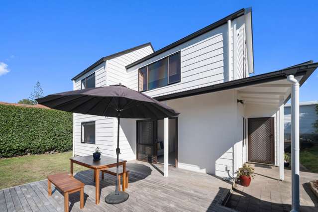 Move-In Ready in Top Location!