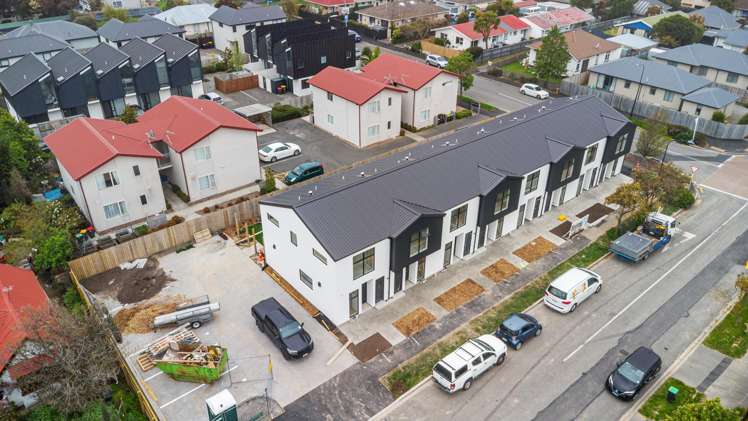 A-H/33 Laurence Street_1
