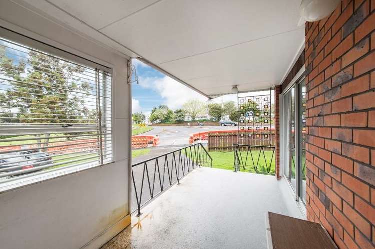 1/225 Edmonton Road Te Atatu South_7