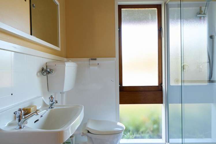 110 Huntsbury Avenue Huntsbury_29