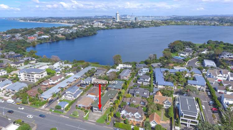 1/62 Kitchener Road Milford_2