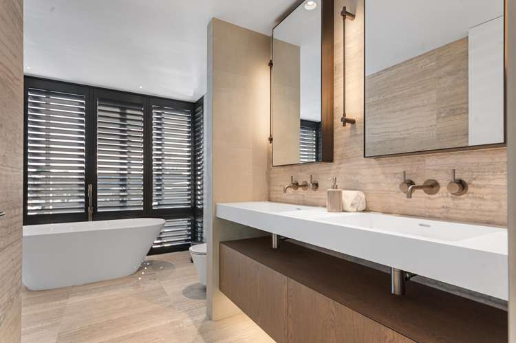 24 Holmwood Road Merivale_26