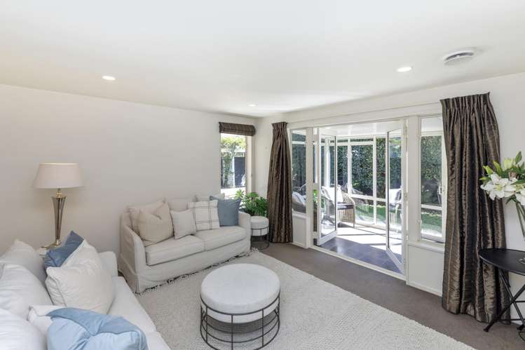 2/37 Avonhead Road Avonhead_3