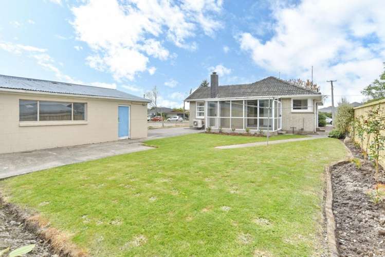 127 Cavendish Road Casebrook_22