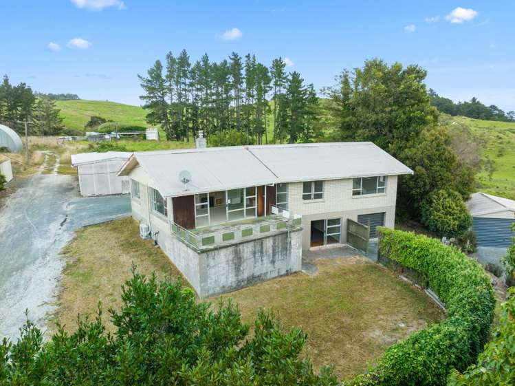 7 Skelton Crescent Paparoa_0