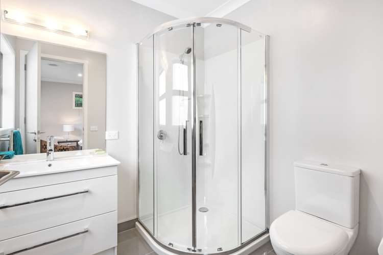 6 Shoal Place Whitby_11