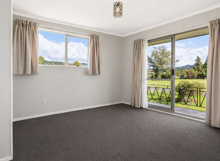 7 Crampton Road Reefton_8