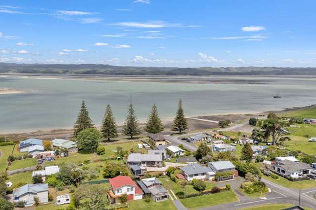 121 Short Street Kawhia_2