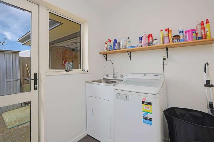 55 Pages Road Allenton_26