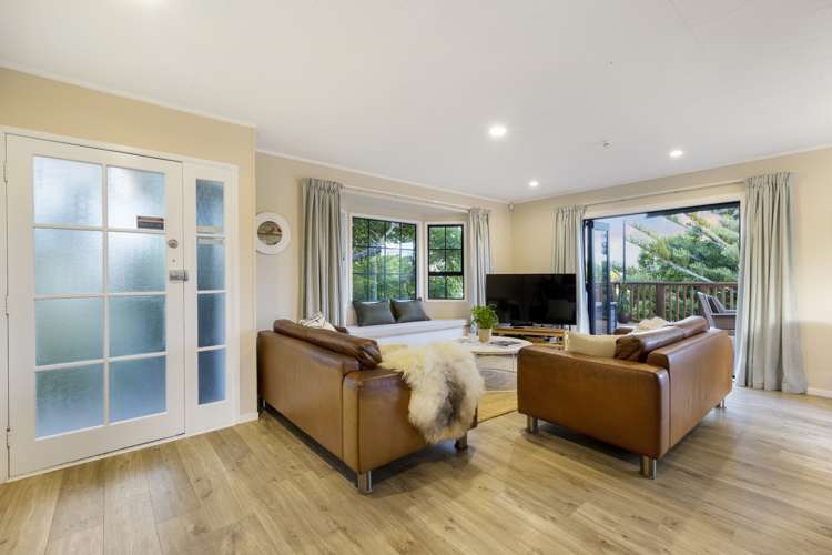 54 Solar Road Glen Eden_5