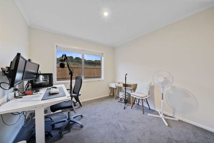 18 Brian Morgan Terrace Wainuiomata_18