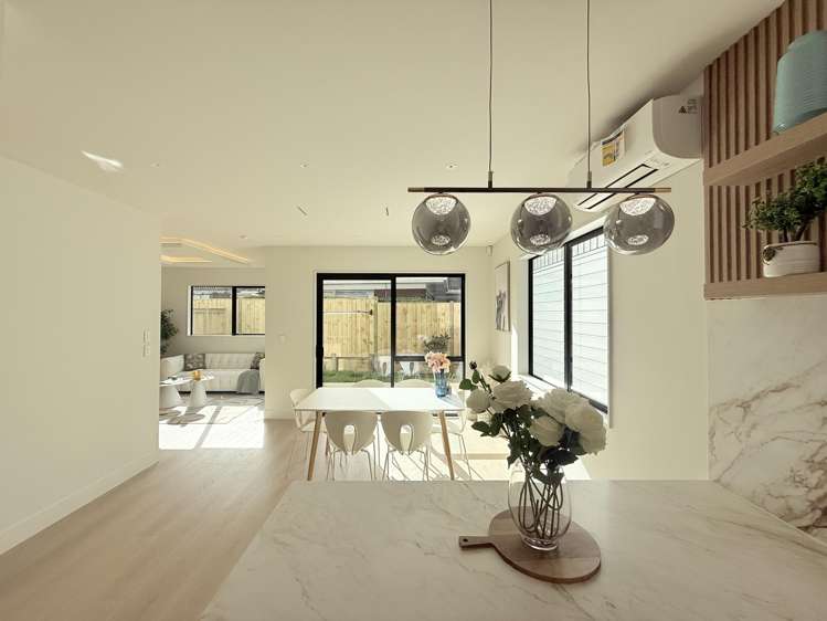 E/16 Imatra Place Sunnyhills_3