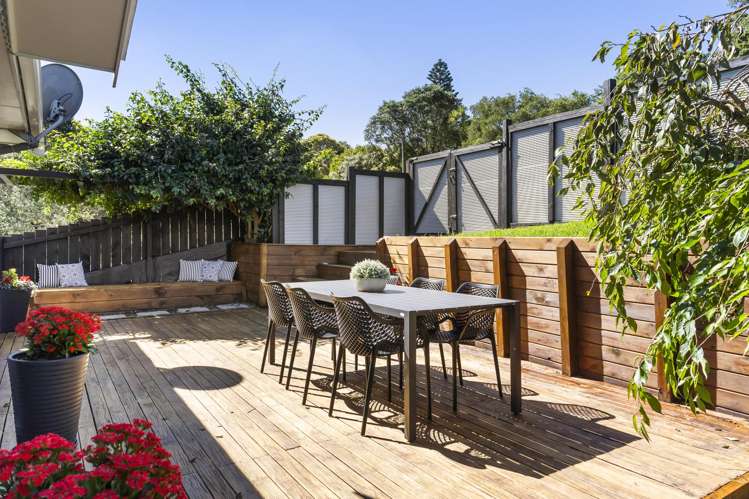 1/6 Sapphire Place Bayview_3