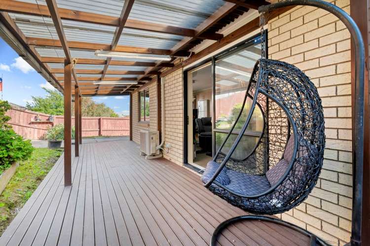 94 Robert Skelton Place Clendon Park_4