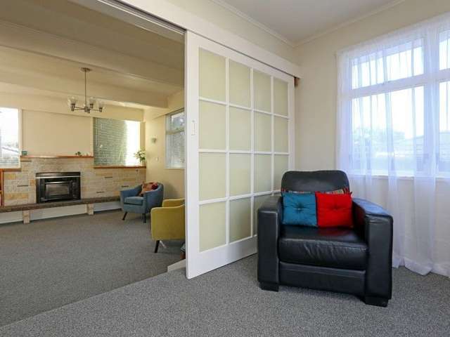 2 Holyrood Street Taradale_3