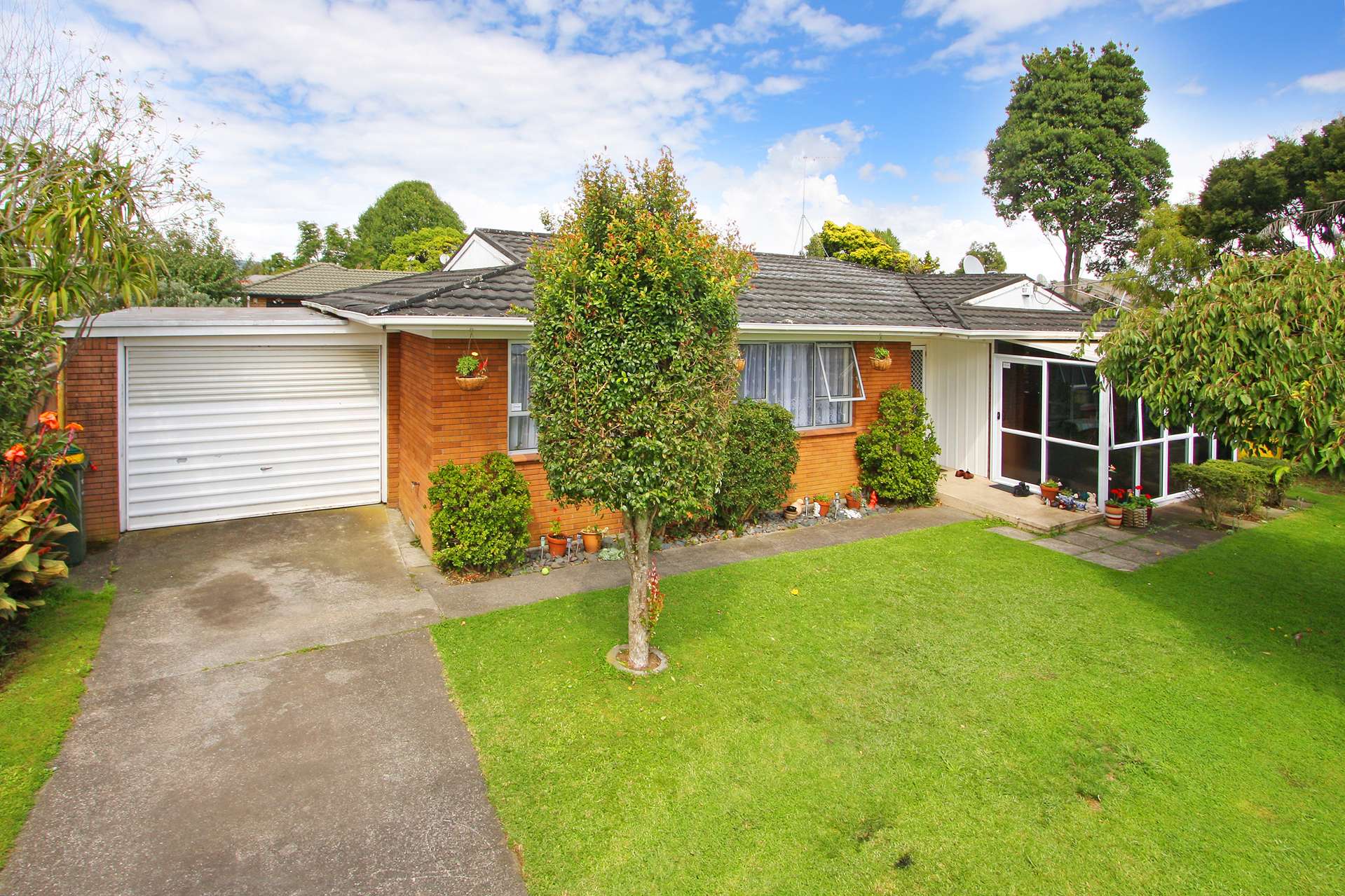 2/15 Cameron Street Papakura_0