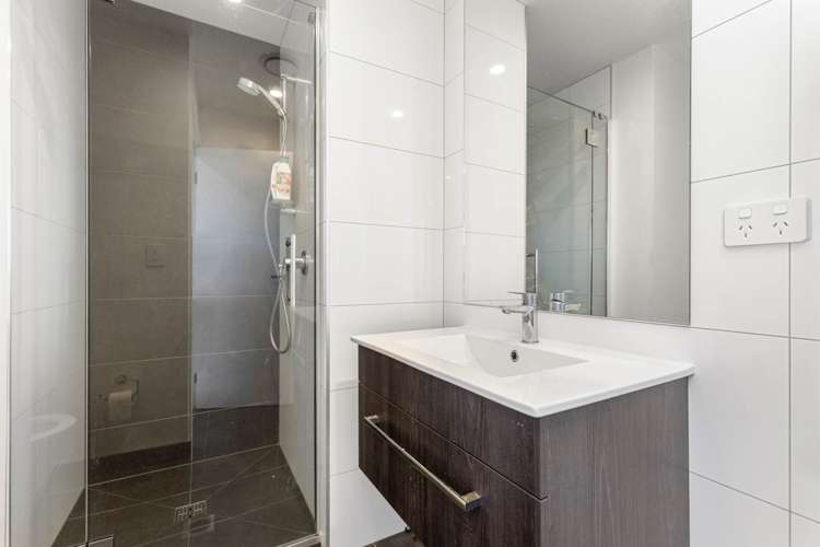 310/8 Lakewood Court Manukau_8