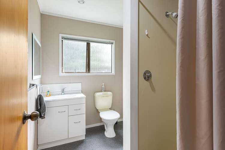 2/35 Bay Street Red Beach_11