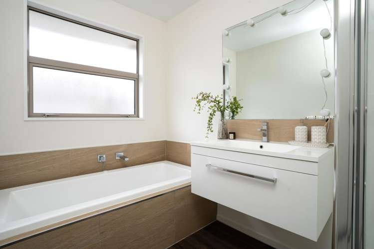 12 Shortland Street Wainoni_17