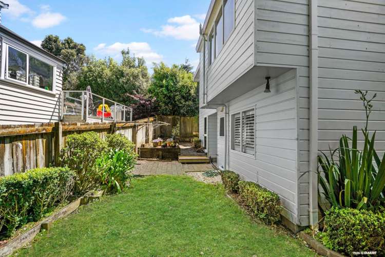 2/19 Churchill Road Cockle Bay_19