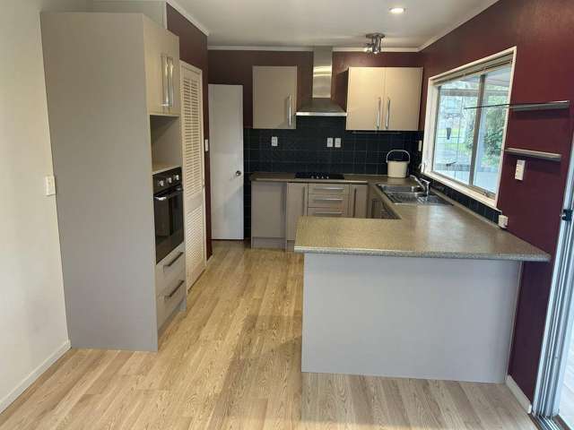 29 Meadowvale Avenue Forrest Hill_3