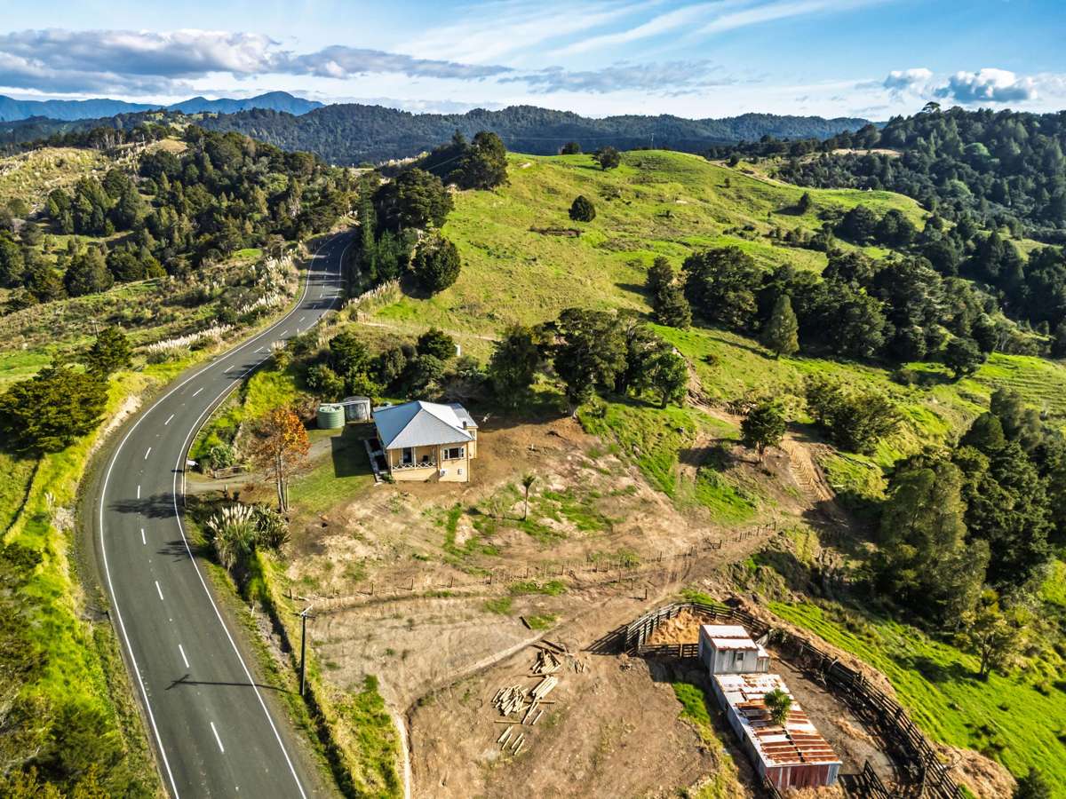 544 West Coast Road_5