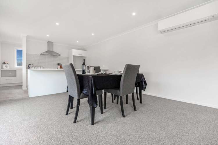 2/44 Byron Street Leamington_5