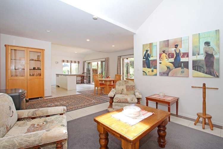 24 Fingal Way Gulf Harbour_11