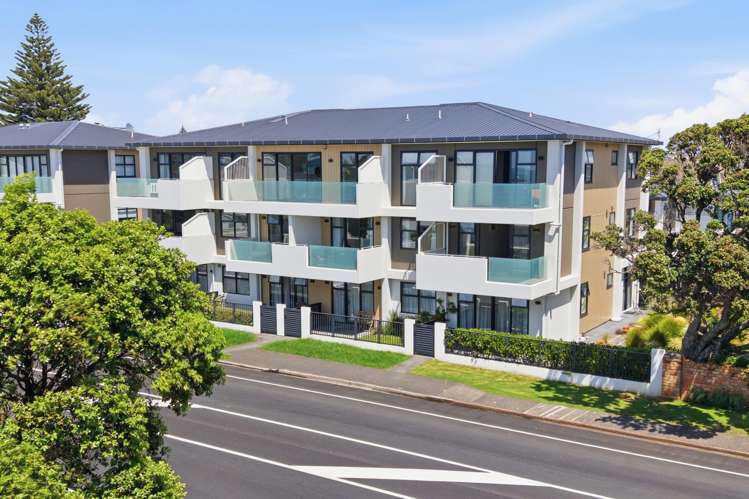 8/392 Hibiscus Coast Highway_0