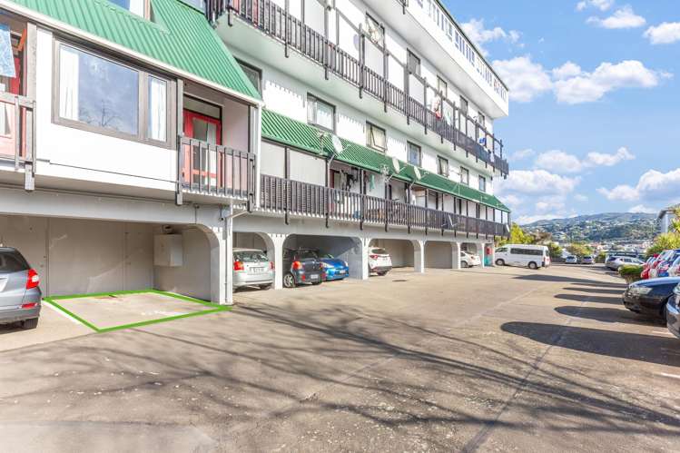 64/46 Hiropi Street Newtown_14