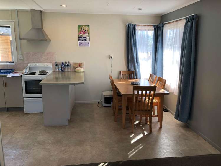 523 Massey Road Mangere_3