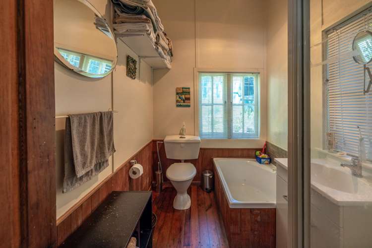 39 Victoria Road South Onetangi_16