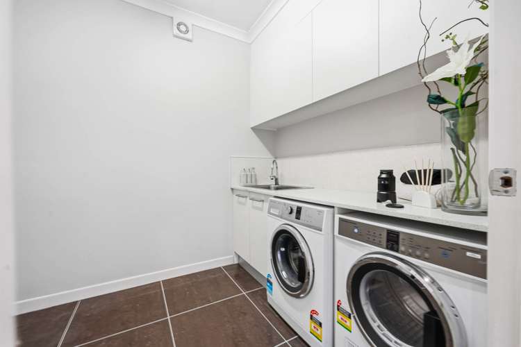 15B Regis Lane Flat Bush_39