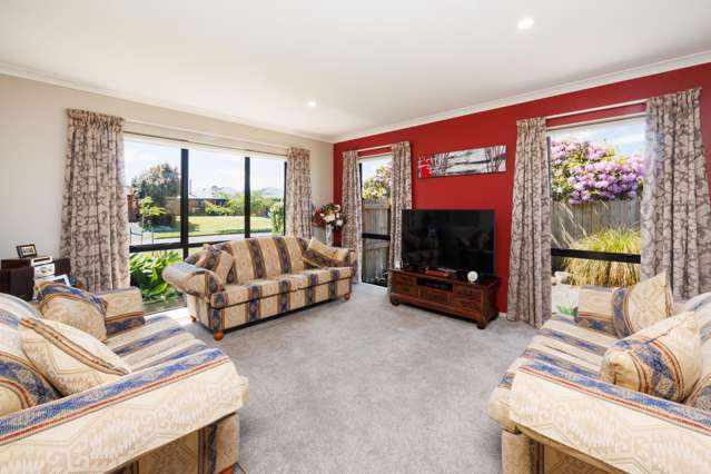 4 Meridian Grove Kelvin Grove_3