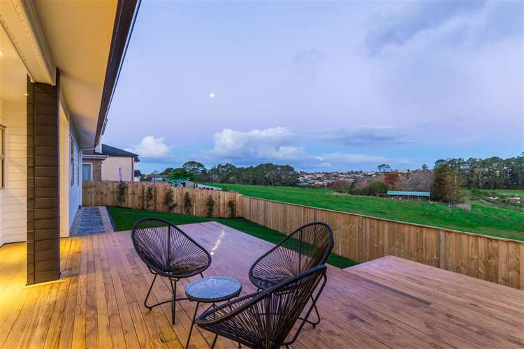 14 Irongate Avenue Ranui_66