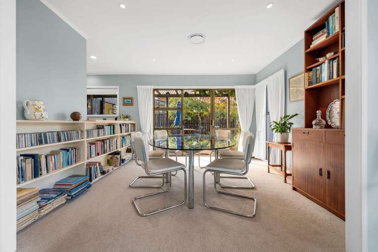 2/2 Mark Edward Drive Half Moon Bay_9