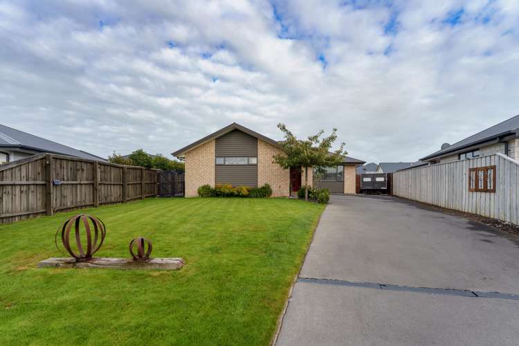 52 Sunline Avenue Lincoln_19