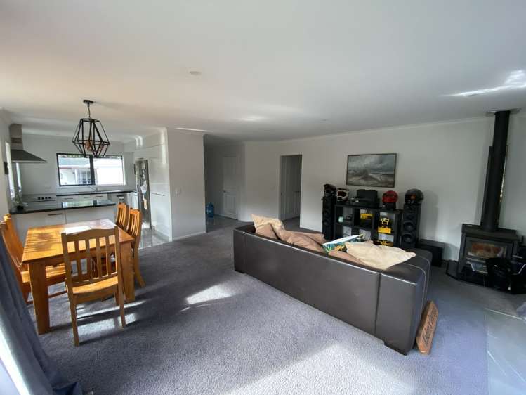 12 Whitelaw Place Kamo_2