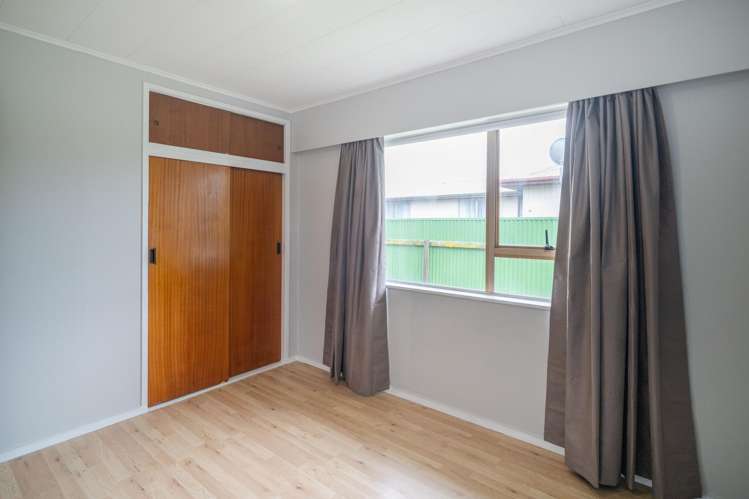 17 Walton Place Flaxmere_17