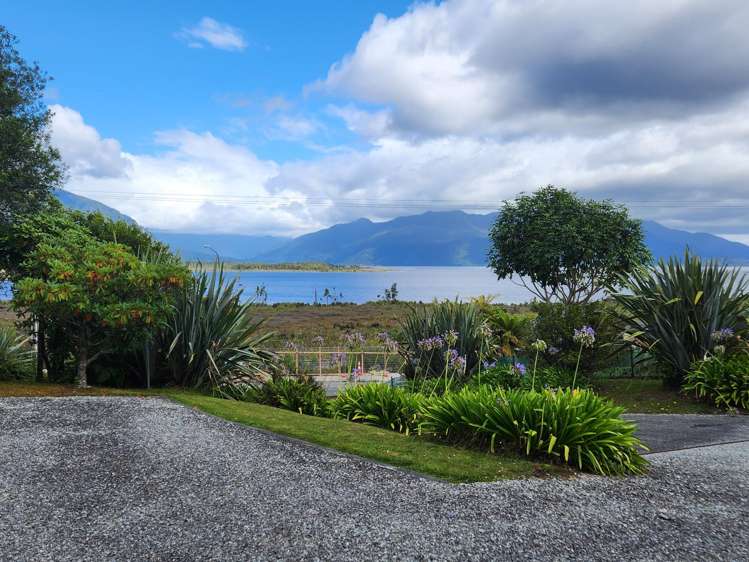 27 Lake Brunner Road Moana_33