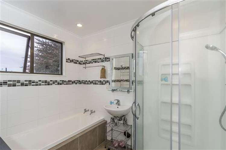 68 Bayswater Crescent Bromley_10