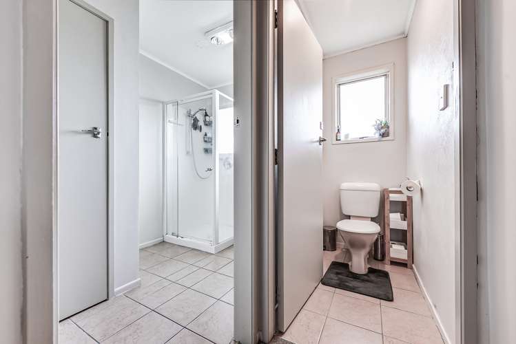 404 Kahikatea Drive Dinsdale_11