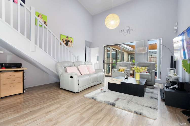 16 Whekau Drive Takanini_12