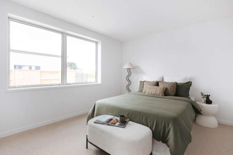 60 St Pauls Drive Brookfield_10
