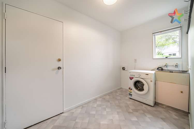 21 Kerkwall Drive Naenae_13