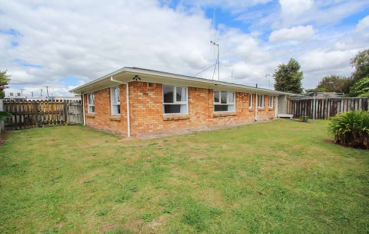 93B Fifth Avenue 1060_3