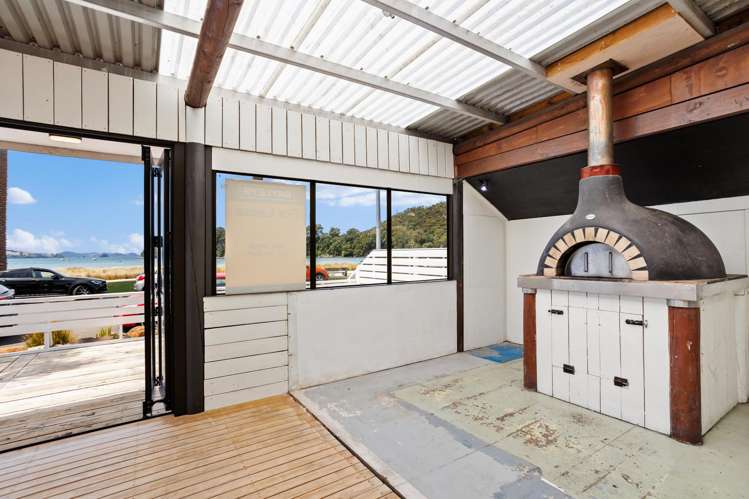 20 The Esplanade Whitianga_3