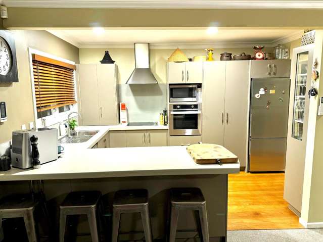 27 Simmonds Crescent 1147_1