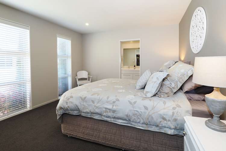 52 Braebrook Drive Netherby_12