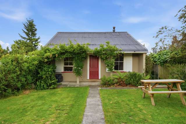 Charming 1915 Cottage - A Smart First Step